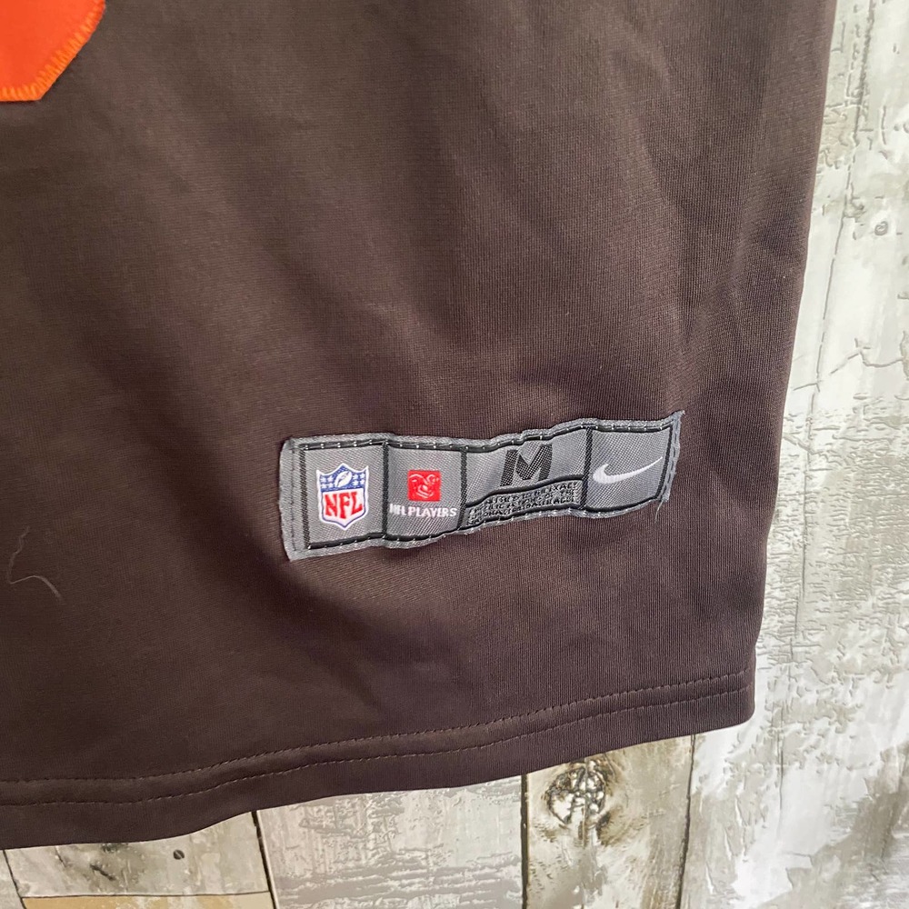 Cleveland browns #6 Mayfield kids jersey M - Picture 4 of 7